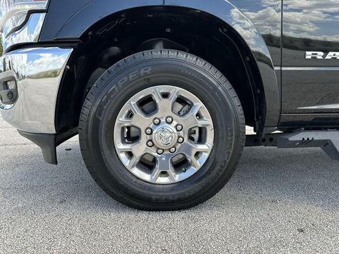 Certified 2022 RAM 3500 Laramie RWD image 13