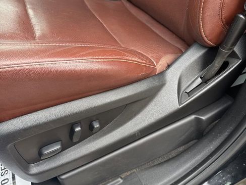 Used 2020 Chevrolet Suburban Premier w/ Premier Plus Edition image 10