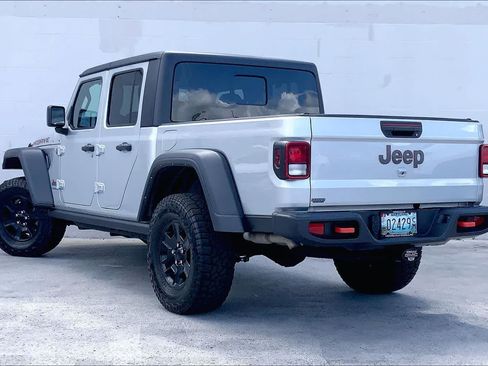 Used 2022 Jeep Gladiator Mojave w/ Cold Weather Group AWD/4WD image 4