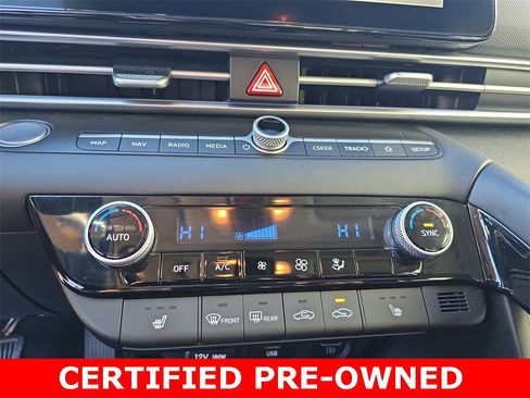 Certified 2023 Hyundai Elantra Limited w/ Preferred Accessory Package image 21