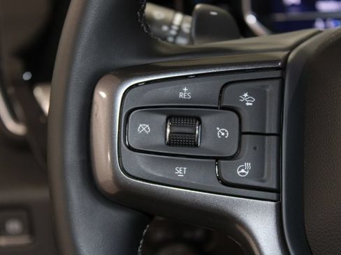 Used 2025 Chevrolet Silverado 1500 High Country w/ High Country Premium Package AWD/4WD image 19