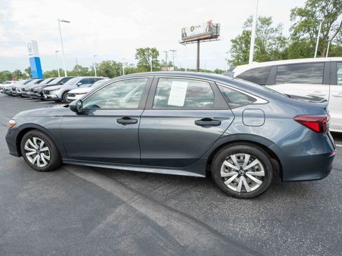 Used 2025 Honda Civic LX image 4