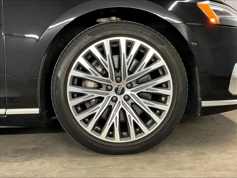 Used 2021 Audi A8 L 3.0T w/ Executive Plus Package image 10