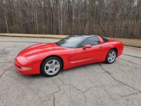 Used 1997 Chevrolet Corvette Coupe w/ Memory Pkg image 12