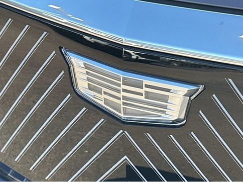 New 2026 Cadillac Vistiq Luxury image 36