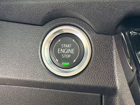 Certified 2024 Chevrolet Traverse RS FWD image 27