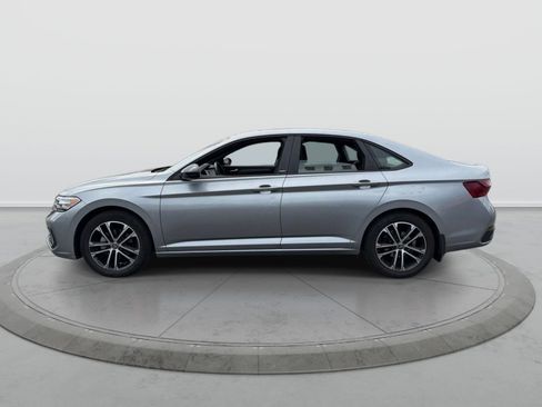 Used 2023 Volkswagen Jetta Sport FWD image 4