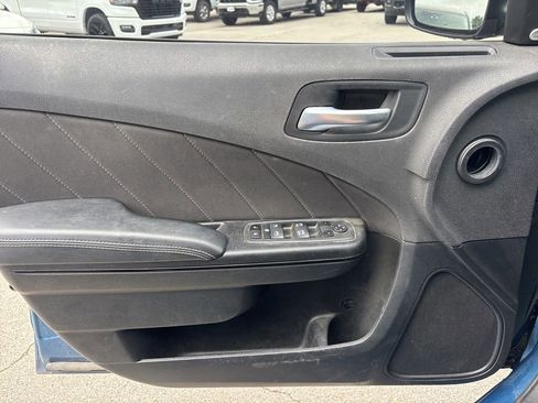 Used 2023 Dodge Charger SXT w/ Blacktop Package RWD image 23