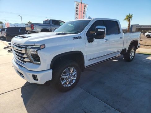 New 2026 Chevrolet Silverado 2500 High Country w/ Technology Package image 8