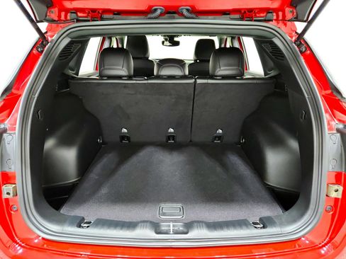 Used 2022 Jeep Compass Limited image 24