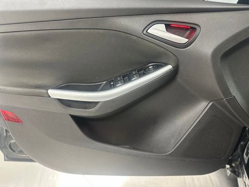 Used 2013 Ford Focus ST image 12