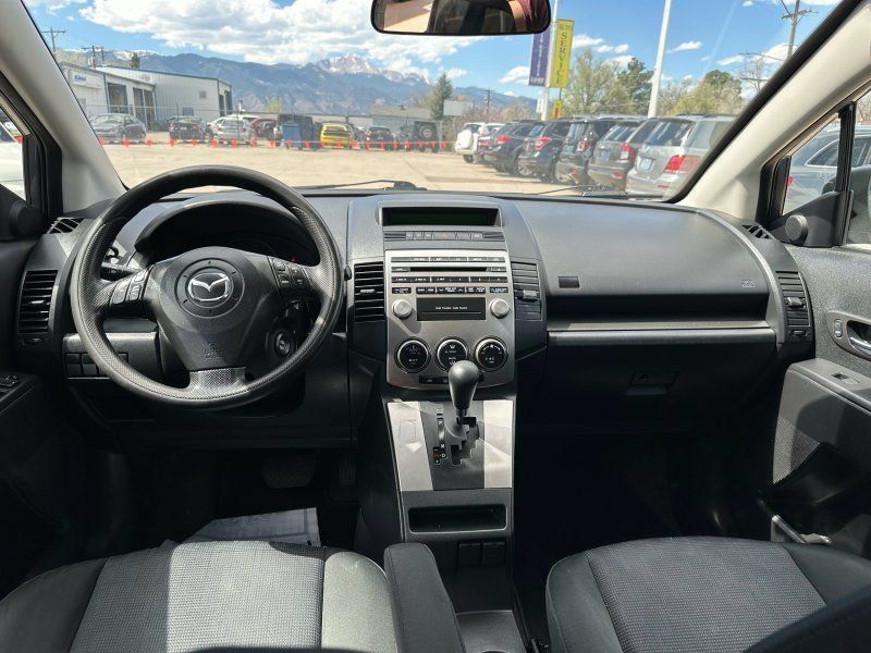 Used 2010 MAZDA MAZDA5 Sport FWD image 13