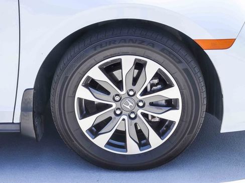 Used 2023 Honda Odyssey EX-L image 10