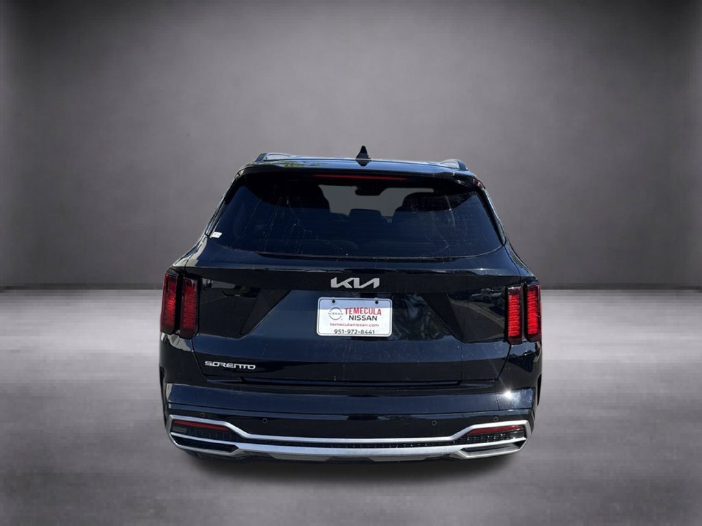 Used 2023 Kia Sorento S FWD image 6