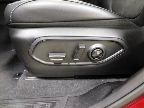 New 2025 Jeep Grand Cherokee Altitude image 20