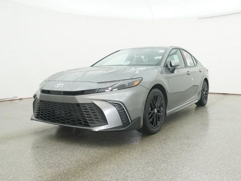 New 2026 Toyota Camry SE image 11