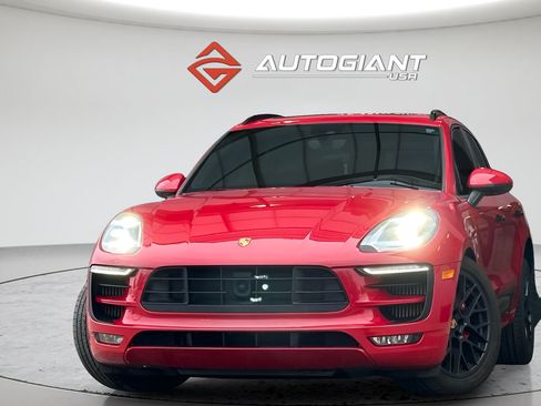 Used 2017 Porsche Macan GTS AWD/4WD image 1