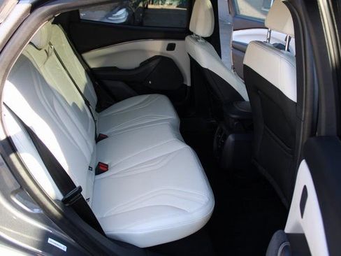 Used 2021 Ford Mustang Mach-E Premium image 28