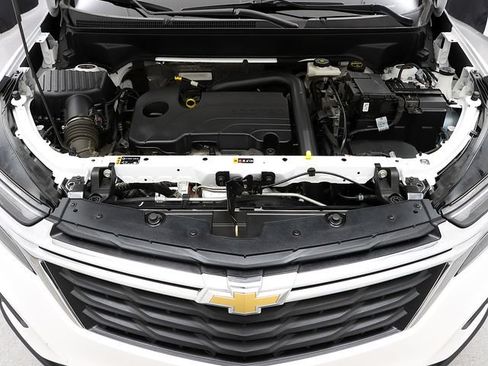 Used 2024 Chevrolet Equinox LS w/ LS Convenience Package FWD image 30