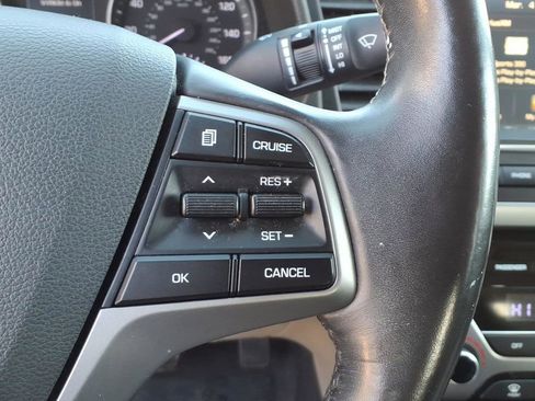 Used 2017 Hyundai Elantra ECO w/ Cargo Package image 11