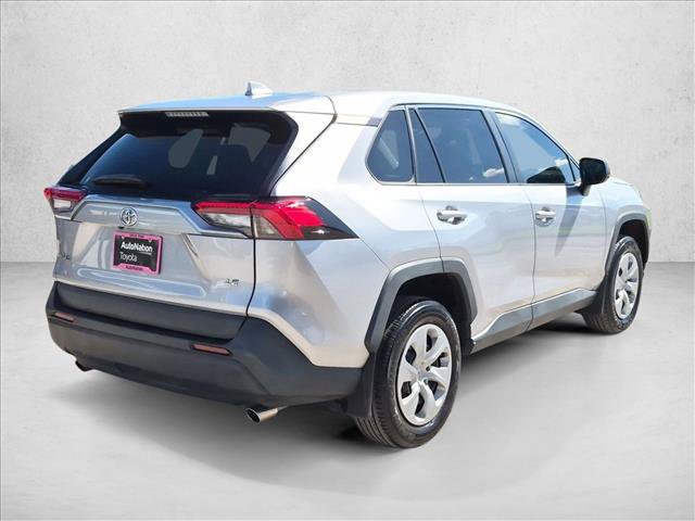 Used 2024 Toyota RAV4 LE FWD image 5