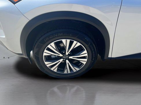 Used 2023 Nissan Rogue SV FWD image 22