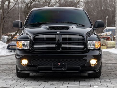 Used 2004 Dodge Ram 1500 Truck 2dr Reg Cab 120.5 WB SRT-10 image 5