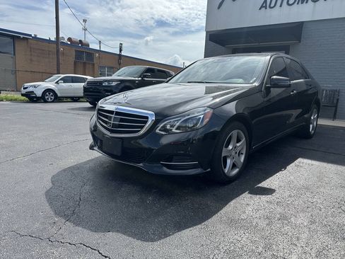 Used 2014 Mercedes-Benz E 350 4MATIC Sedan w/ Premium 1 Package image 20