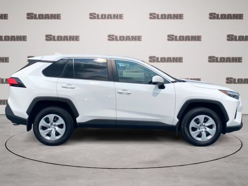 Used 2024 Toyota RAV4 LE AWD/4WD image 6