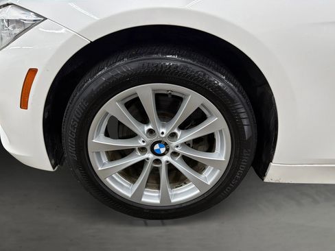 Used 2016 BMW 320i Sedan image 14