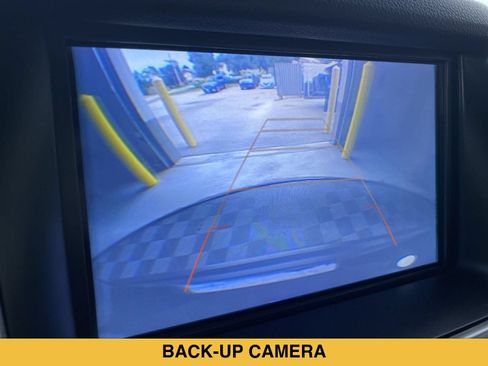 Used 2018 Chevrolet Suburban LT AWD/4WD image 7