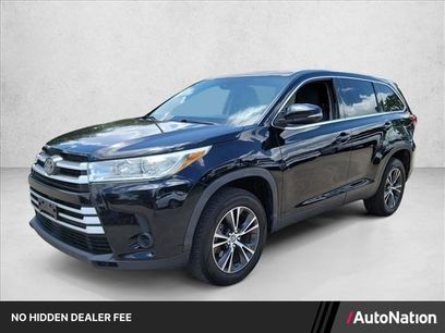 Used 2019 Toyota Highlander LE