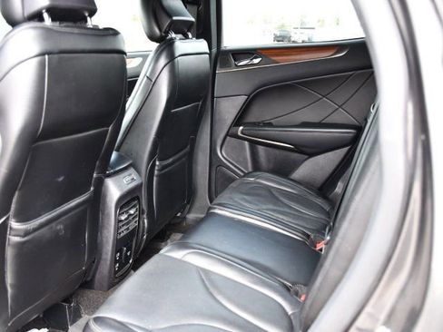 Used 2019 Lincoln MKC Reserve w/ MKC Climate Package image 16