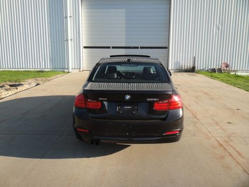 Used 2014 BMW 328i xDrive Sedan AWD/4WD image 10