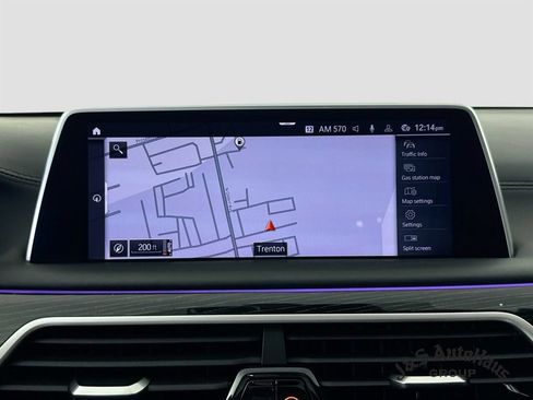 Used 2022 BMW 750i xDrive w/ Executive Package AWD/4WD image 19