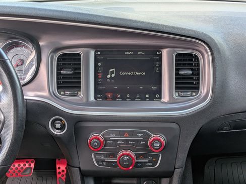 Used 2019 Dodge Charger R/T RWD image 18