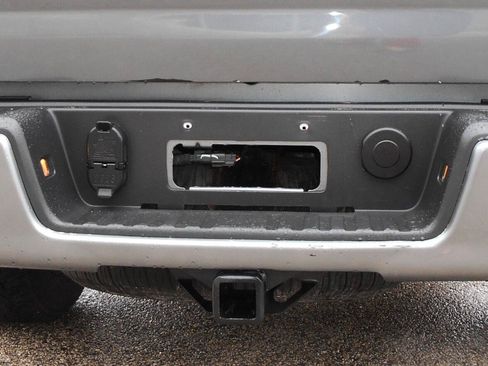 Used 2018 Chevrolet Colorado Z71 AWD/4WD image 28