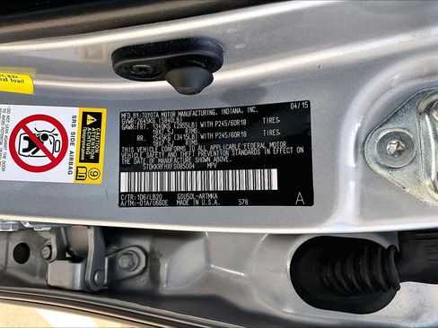 Used 2015 Toyota Highlander XLE FWD image 35