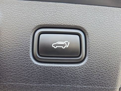 Used 2024 Hyundai Palisade Calligraphy image 13