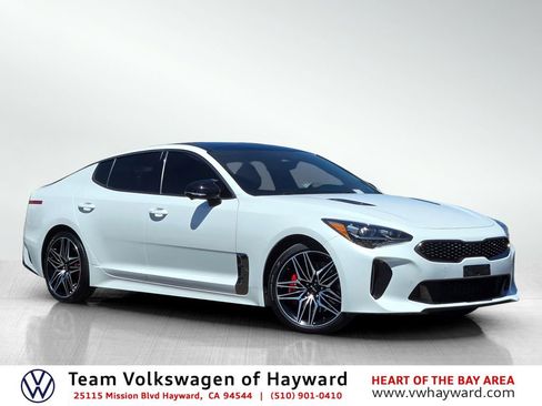 Used 2022 Kia Stinger GT2 RWD image 1