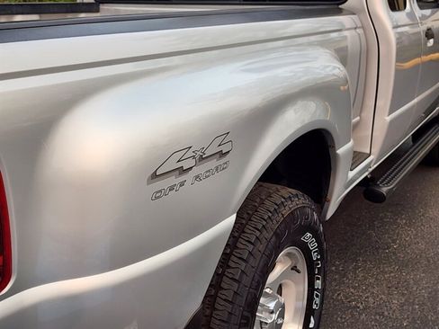 Used 2001 Ford Ranger 4x4 SuperCab image 12