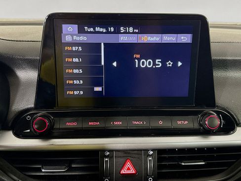 Used 2024 Kia Forte LXS w/ LXS Technology Package FWD image 17