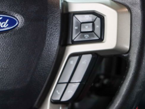 Used 2020 Ford F250 Lariat w/ Lariat Value Package image 14