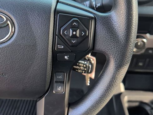 Used 2022 Toyota Tacoma SR AWD/4WD image 30
