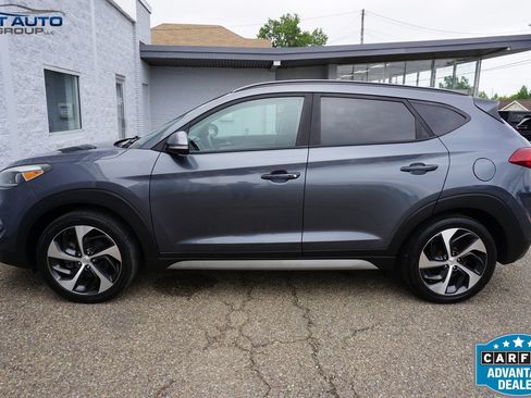 Used 2018 Hyundai Tucson Value AWD/4WD image 12