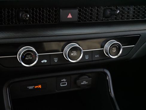 Used 2024 Honda CR-V LX image 24