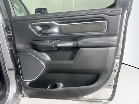 Used 2022 RAM 1500 Laramie image 31