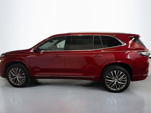 Used 2025 Buick Enclave Avenir FWD image 7