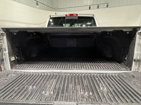 Used 2017 RAM 1500 Big Horn AWD/4WD image 5