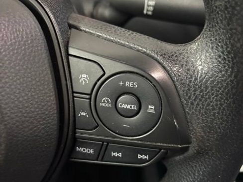 Used 2023 Toyota Corolla LE FWD image 17